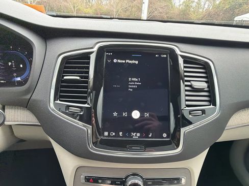 Certified 2025 Volvo XC90 B6 Plus w/ Protection Package Premier image 30