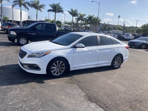 Used 2017 Hyundai Sonata Sport image 3