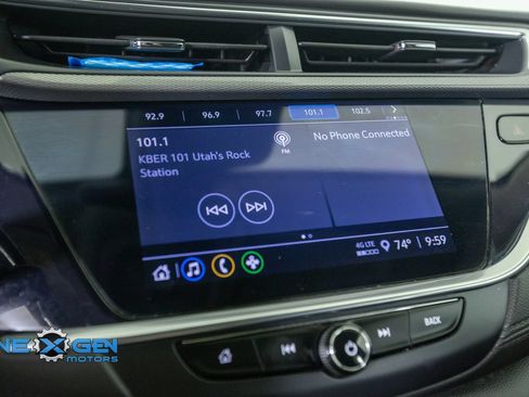 Used 2022 Buick Encore GX Preferred w/ Cold Weather Comfort Package AWD/4WD image 18