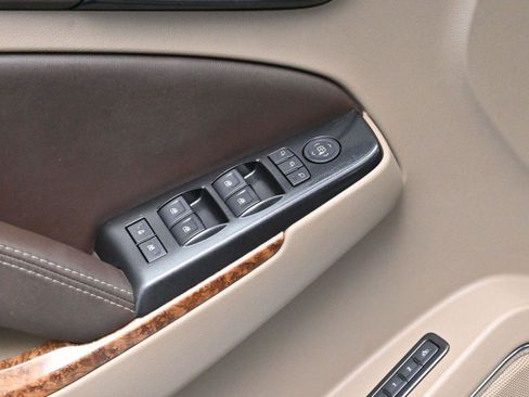 Used 2017 Chevrolet Tahoe Premier image 15