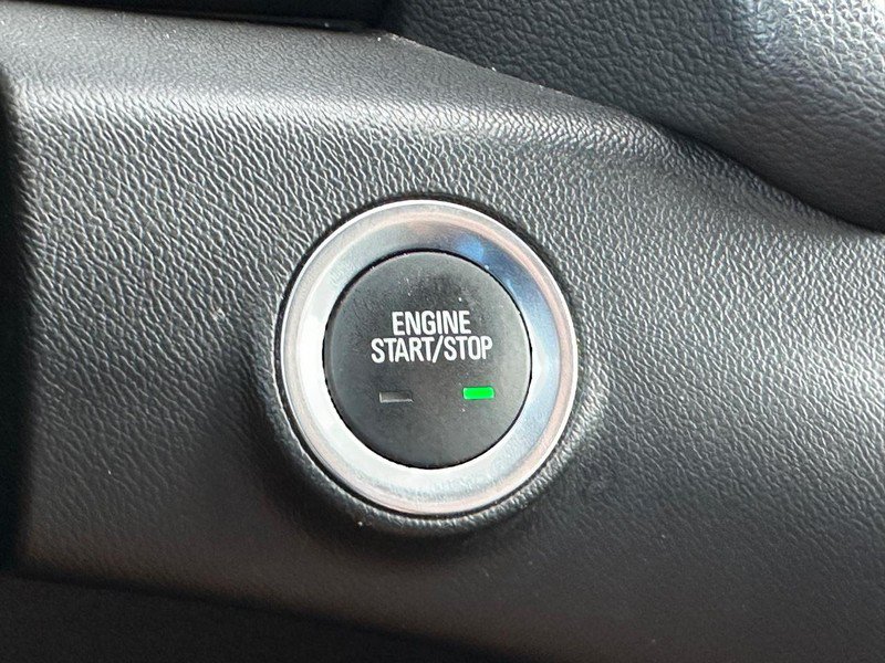 Used 2024 GMC Terrain SLT AWD/4WD image 16