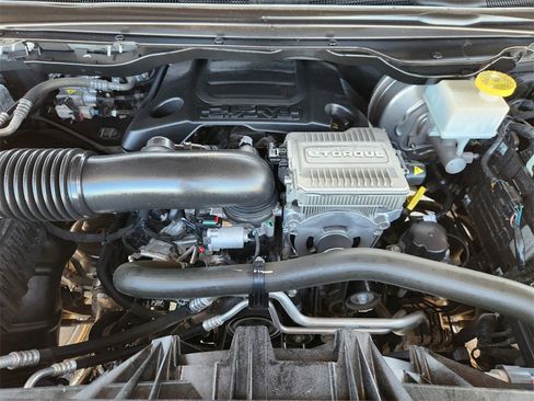 Used 2023 RAM 1500 Limited image 29