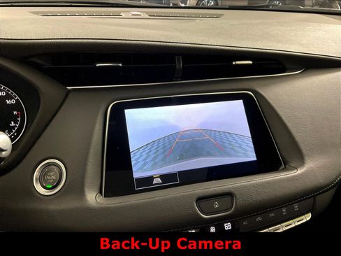 Used 2023 Cadillac XT4 Premium Luxury AWD/4WD image 10