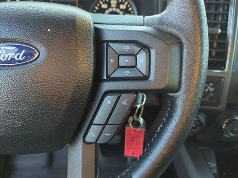 Used 2018 Ford F150 XLT w/ Equipment Group 302A Luxury image 15