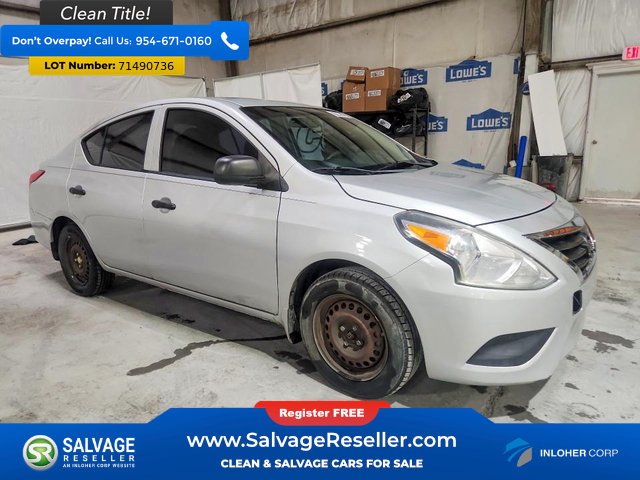 Used 2015 Nissan Versa S FWD image 5