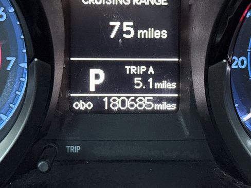 Used 2015 Toyota Corolla S FWD image 25
