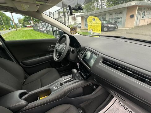 Used 2016 Honda HR-V EX image 34