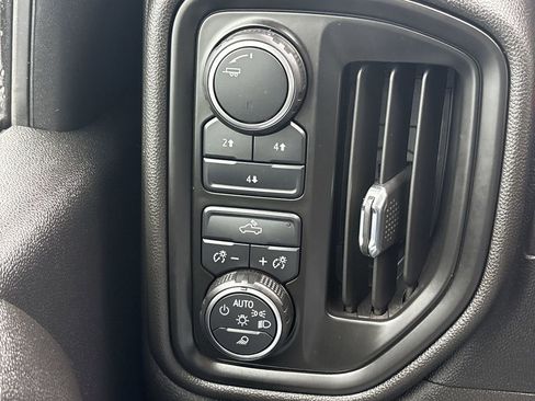 Certified 2023 Chevrolet Silverado 2500 Custom w/ Custom Value Package image 35