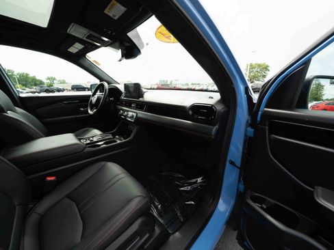 Used 2024 Honda Pilot TrailSport image 26