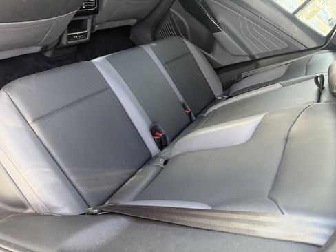 Used 2023 Volkswagen ID.4 Pro S image 17