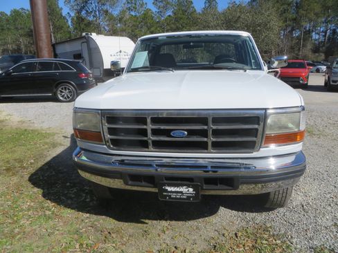 Used 1996 Ford F250 XLT image 3