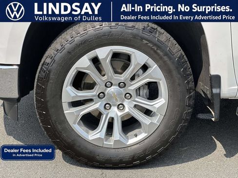 Used 2024 Chevrolet Silverado 1500 LTZ w/ Z71 Off-Road Package AWD/4WD image 8