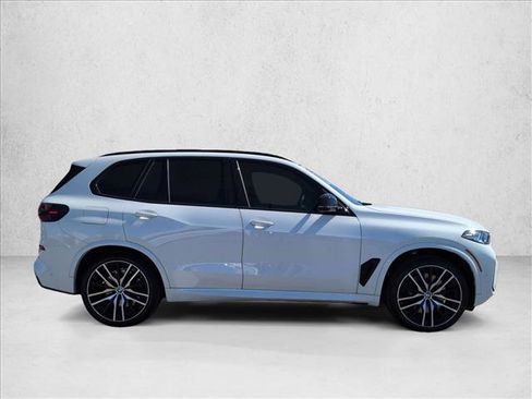 Certified 2025 BMW X5 M60i w/ Climate Comfort Package image 4