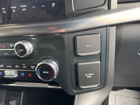 Certified 2025 Ford F150 Lariat w/ Equipment Group 501A Mid AWD/4WD image 36