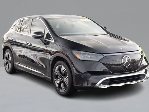 Used 2023 Mercedes-Benz EQE 350+ 4MATIC SUV image 3