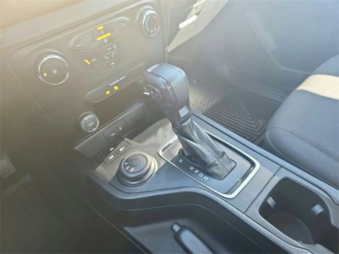 Used 2021 Ford Ranger XL image 13