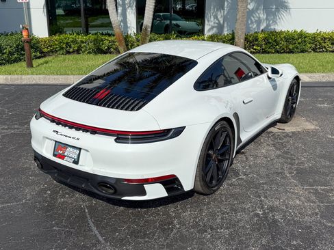 Used 2021 Porsche 911 Carrera 4S AWD/4WD image 18