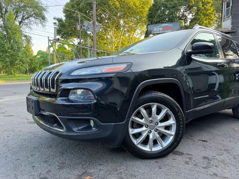 Used 2014 Jeep Cherokee Limited AWD/4WD image 4