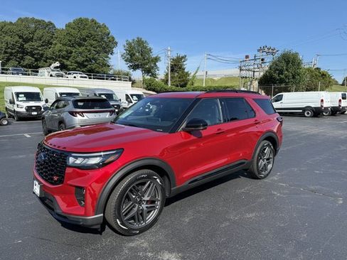 New 2026 Ford Explorer ST w/ Sun And Sound Package AWD/4WD image 3