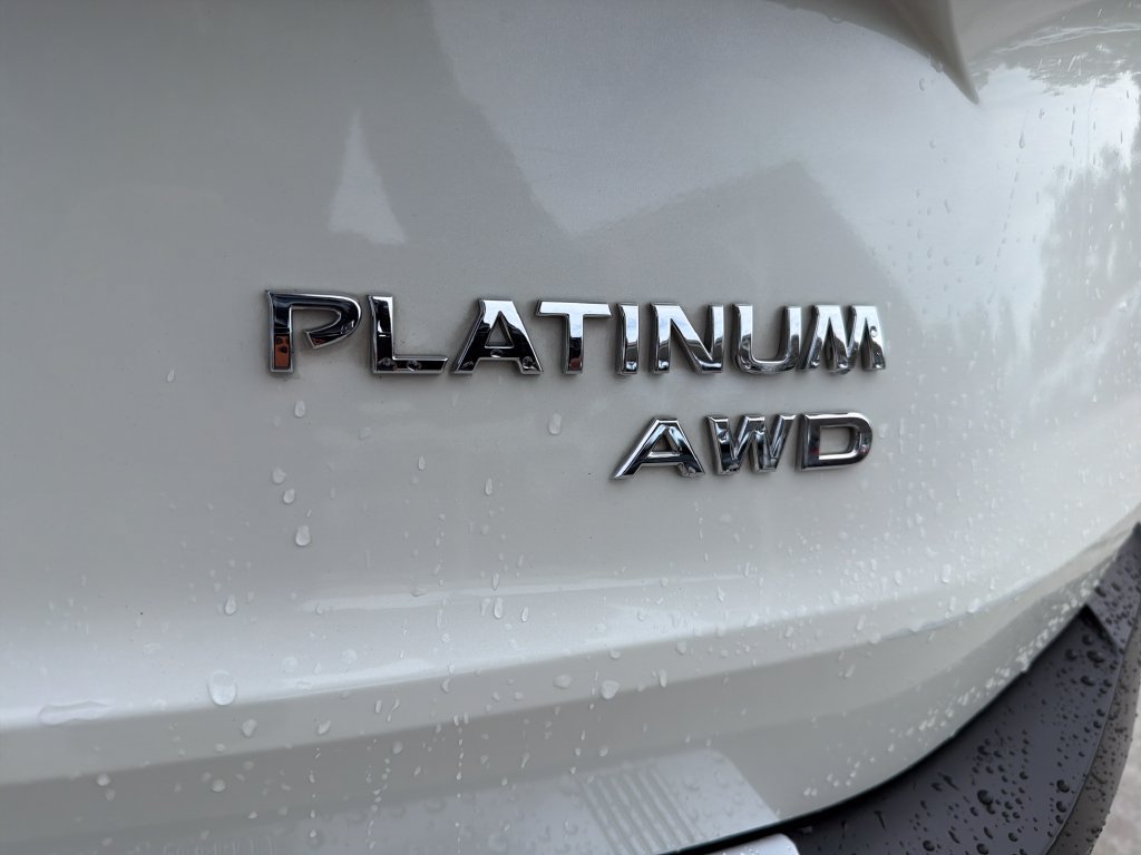Used 2021 Nissan Rogue Platinum AWD/4WD image 11