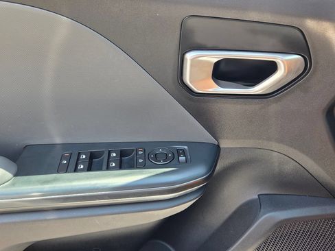 Used 2025 Kia K4 FWD image 30