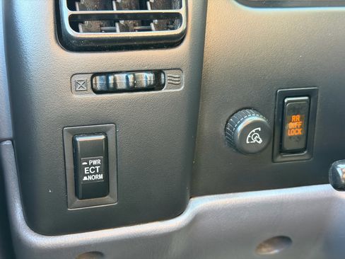 Used 1999 Toyota Tacoma 4x4 Xtracab V6 image 21