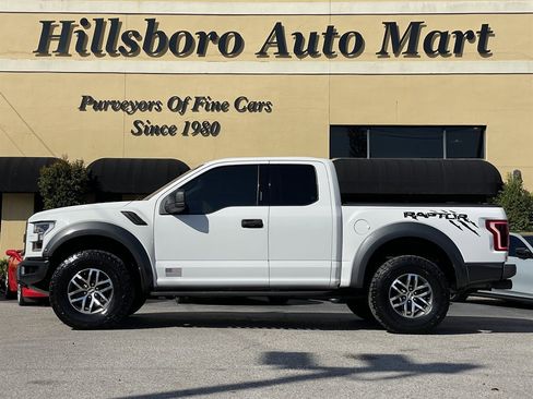 Used 2017 Ford F150 Raptor w/ Equipment Group 801A Mid image 3