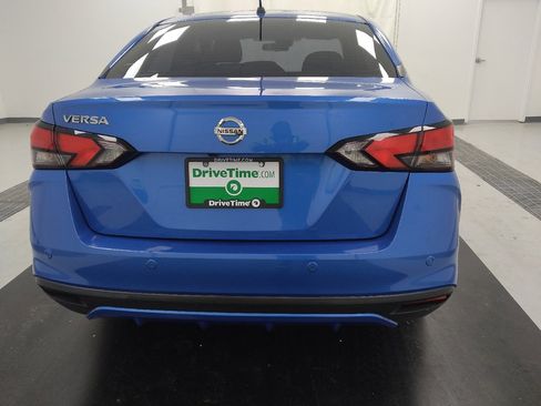 Used 2020 Nissan Versa S FWD image 7