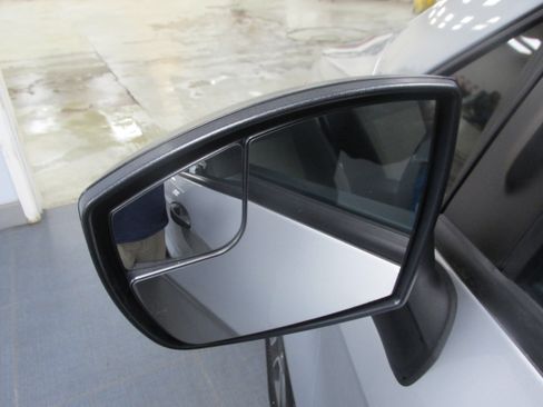 Certified 2020 Ford EcoSport S image 18