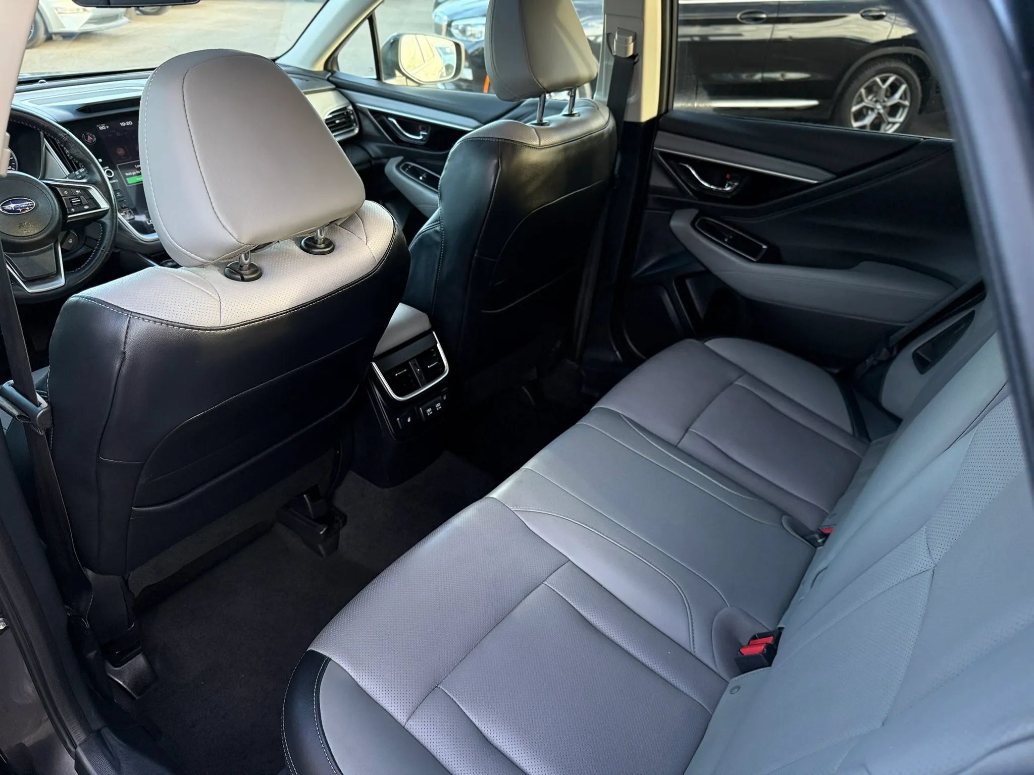 Used 2021 Subaru Outback Limited AWD/4WD image 15