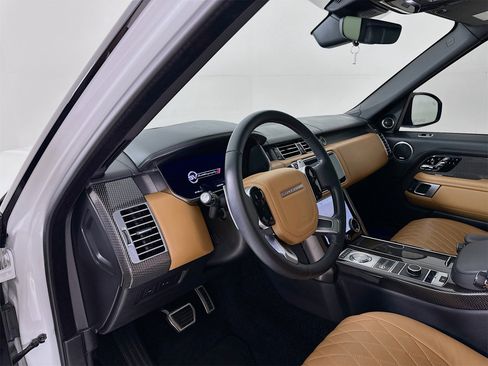 Used 2021 Land Rover Range Rover SV Autobiography Dynamic image 10