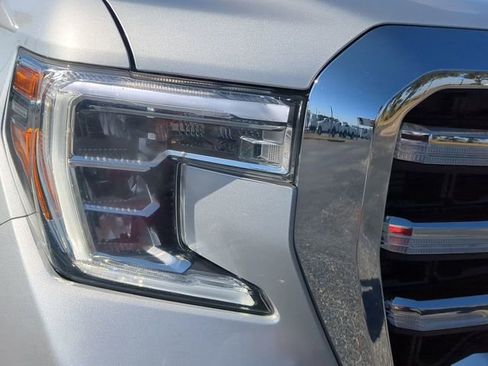 Used 2021 GMC Sierra 1500 SLE image 10