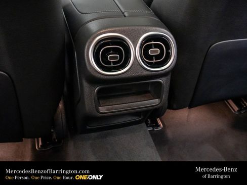 New 2026 Mercedes-Benz GLC 300 4MATIC image 22