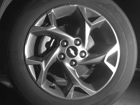 Used 2025 Chevrolet Trax LT image 12