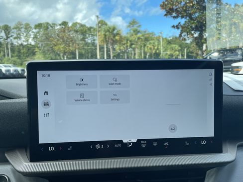 New 2025 Ford Explorer Active image 25