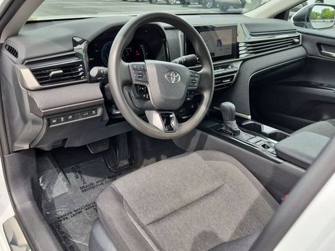 Used 2026 Toyota Camry LE FWD image 4