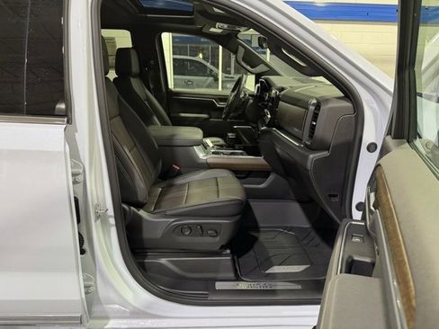 New 2026 Chevrolet Silverado 1500 High Country w/ High Country Premium Package image 15