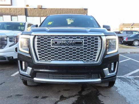Used 2022 GMC Yukon XL Denali w/ Max Trailering Package image 2