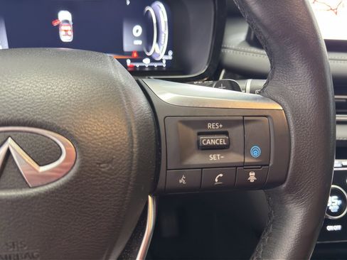 Used 2023 INFINITI QX60 Luxe w/ Vision Package image 13