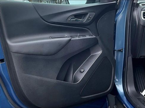 Used 2024 Chevrolet Equinox LT image 9