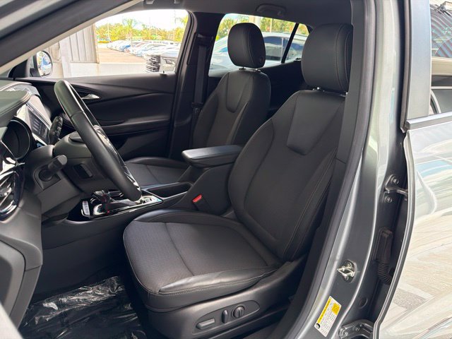 Used 2023 Buick Encore GX Select w/ Sport Touring Package FWD image 13
