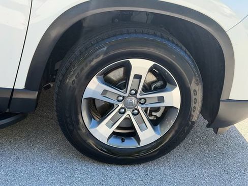 Used 2024 Honda Pilot EX-L image 10