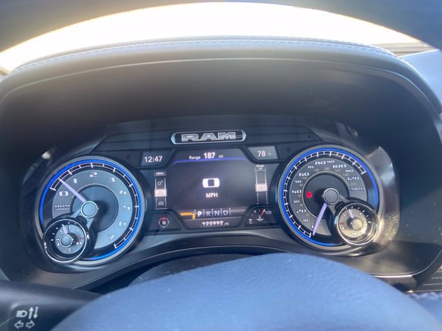 Used 2020 RAM 1500 Limited w/ Black Appearance Package AWD/4WD image 10