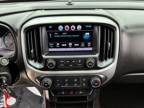 Used 2016 Chevrolet Colorado LT w/ LT Convenience Package image 19