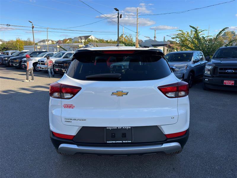 Used 2021 Chevrolet TrailBlazer LT AWD/4WD image 3