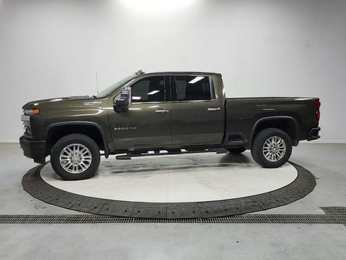 Used 2023 Chevrolet Silverado 2500 High Country w/ Safety Package II AWD/4WD image 4