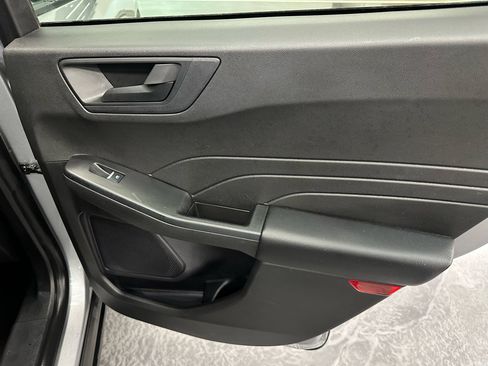 Used 2024 Ford Escape Active image 11