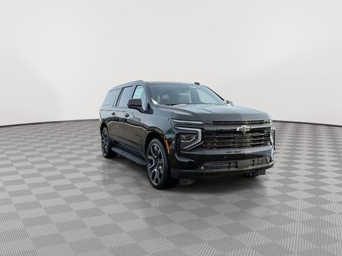 New 2026 Chevrolet Suburban RST w/ RST Capability Package image 2