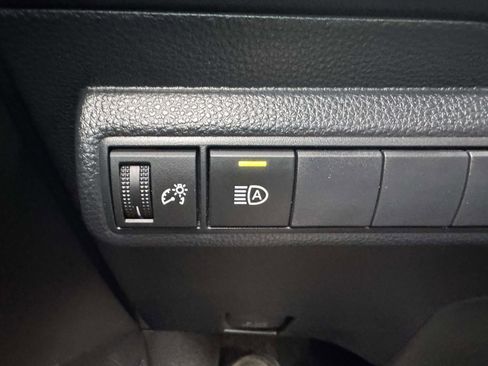 Used 2024 Toyota Corolla LE image 21