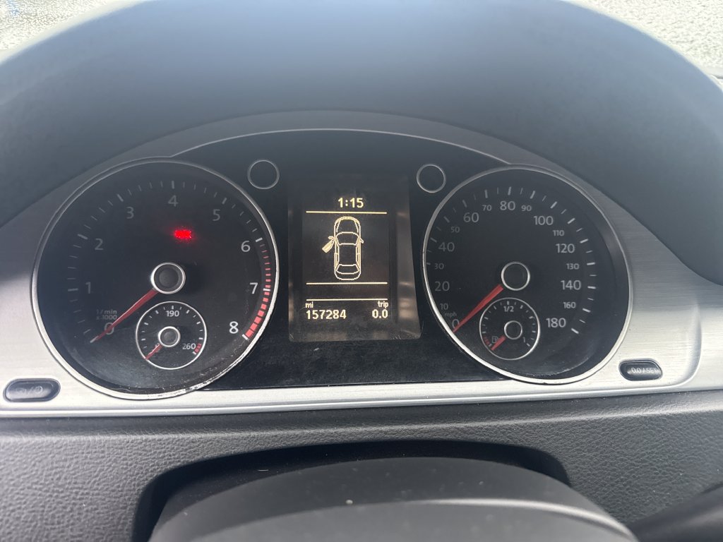 Used 2013 Volkswagen CC Sport FWD image 15